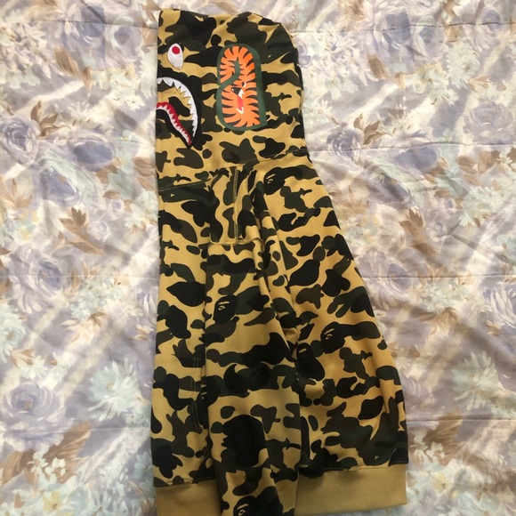 Bathing ape Camo Shark hoodie - Picture 2 of 7